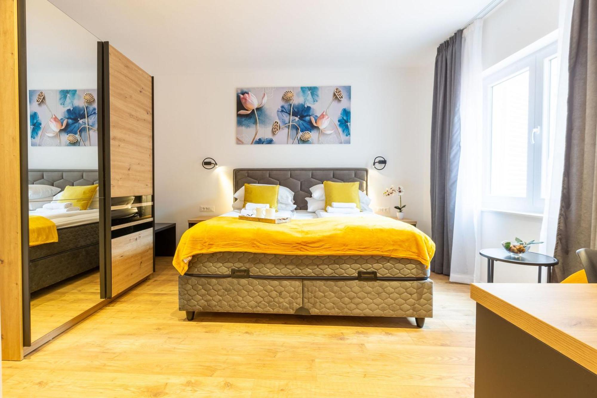 2M Exclusive Rooms Zadar Dış mekan fotoğraf
